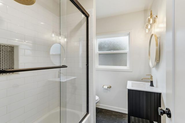 68 W Castle St, Stockton, CA 95204