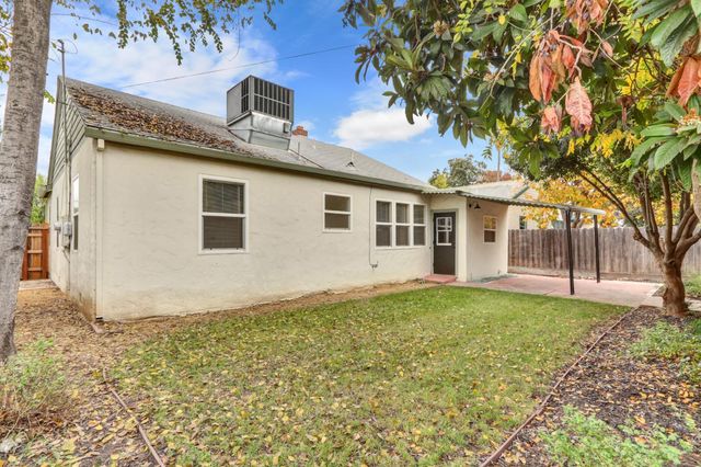 68 W Castle St, Stockton, CA 95204