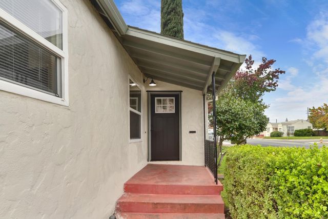 68 W Castle St, Stockton, CA 95204