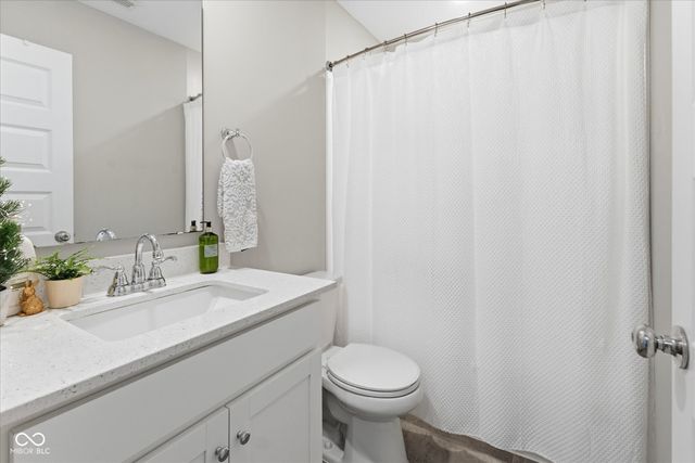 8711 Laurelton Place, Brownsburg, IN 46112