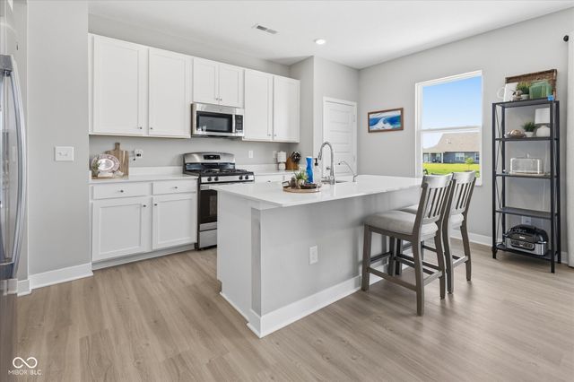 8711 Laurelton Place, Brownsburg, IN 46112