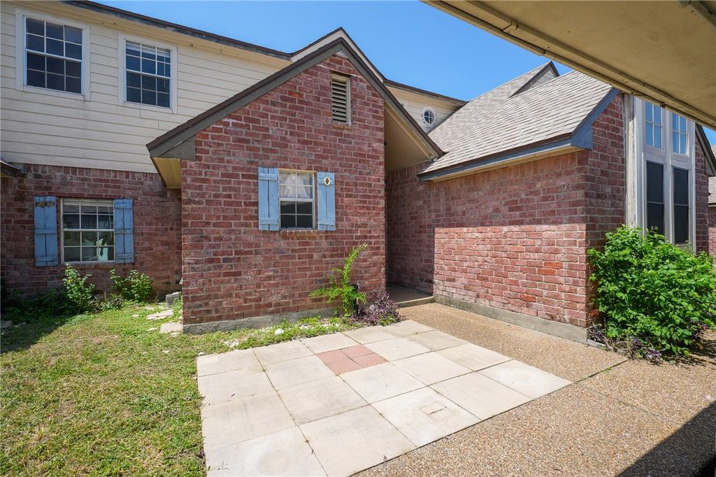 1001 W Bayview Blvd O, Portland, TX 78374 — exterior