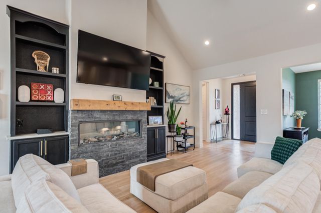 9612 Inverness Avenue, Lubbock, TX 79424