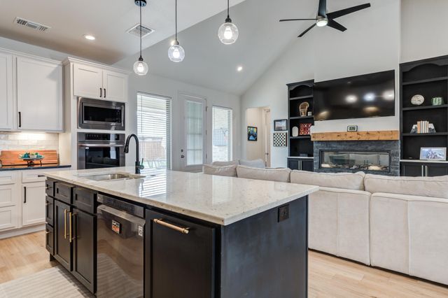 9612 Inverness Avenue, Lubbock, TX 79424