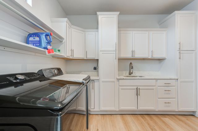 9612 Inverness Avenue, Lubbock, TX 79424