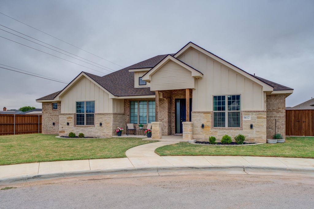 9612 Inverness Avenue, Lubbock, TX 79424