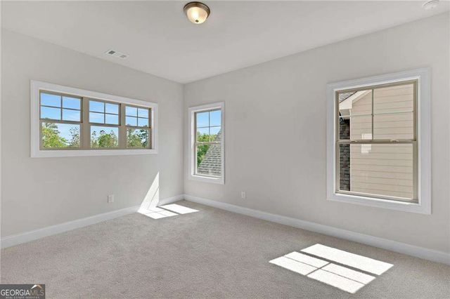 922 Homepark Circle, Buford, GA 30518