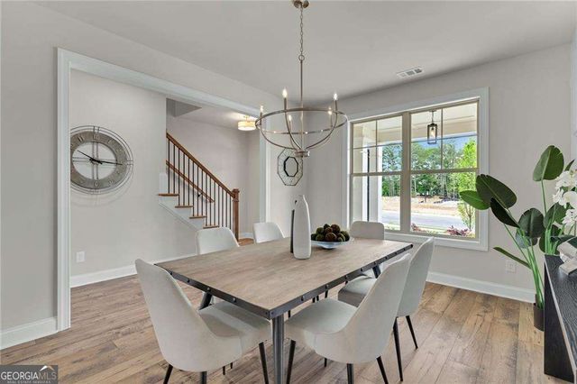 922 Homepark Circle, Buford, GA 30518