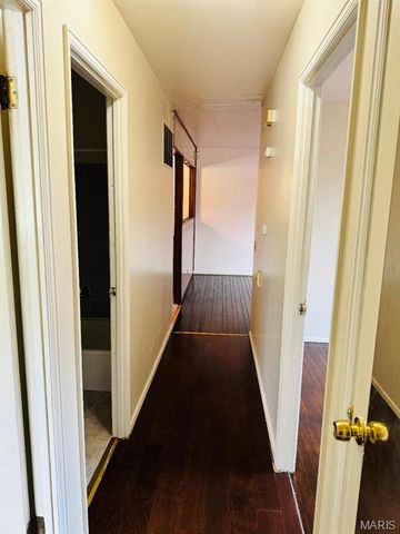 3092 Wintergreen Drive, Florissant, MO 63033