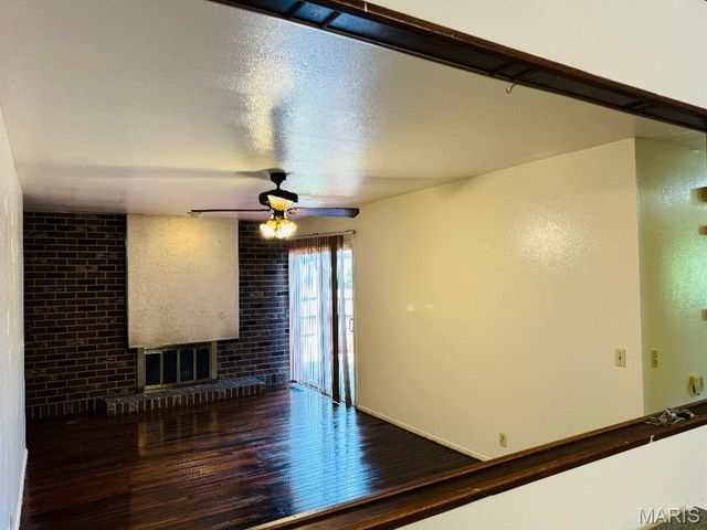 3092 Wintergreen Drive, Florissant, MO 63033