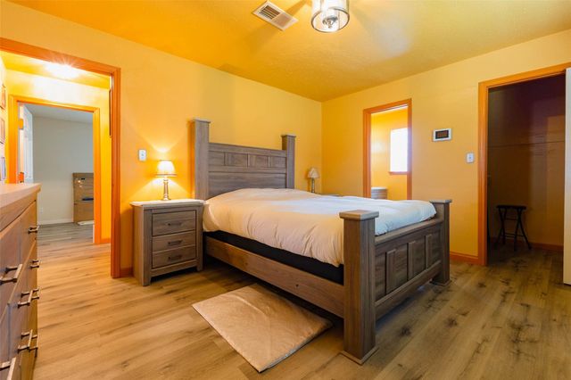 906 Corydon Drive, Houston, TX 77336