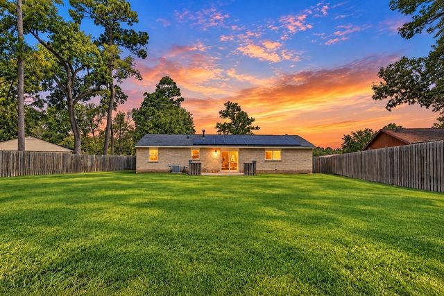906 Corydon Drive, Houston, TX 77336