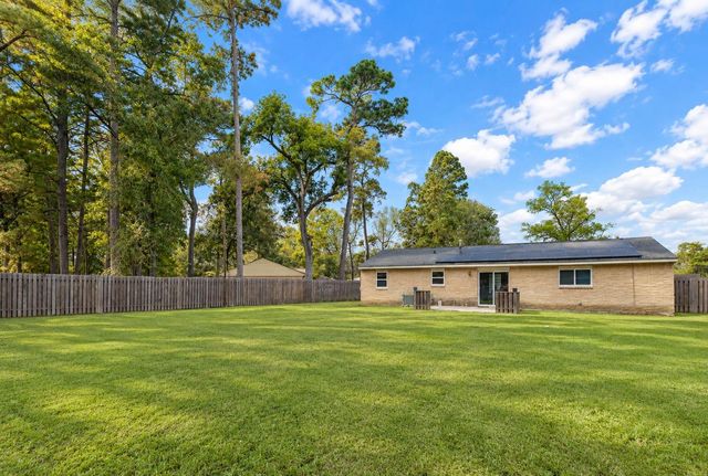 906 Corydon Drive, Houston, TX 77336
