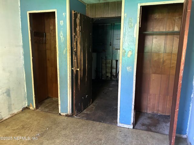 9238 2ND Avenue, Jacksonville, FL 32208