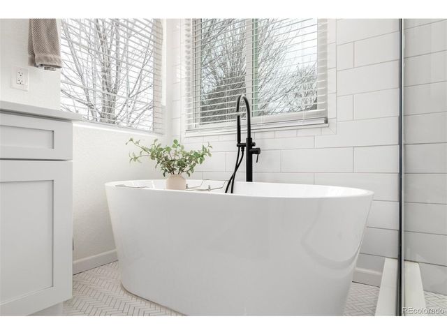 6254 S Boston Ct, Englewood, CO 80111