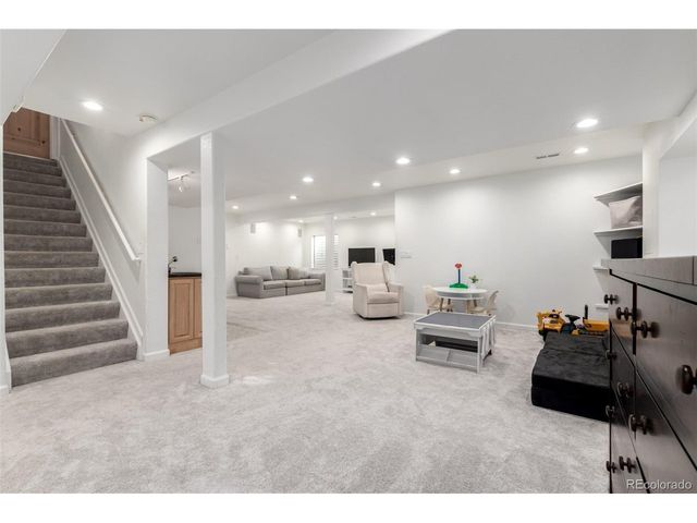 6254 S Boston Ct, Englewood, CO 80111