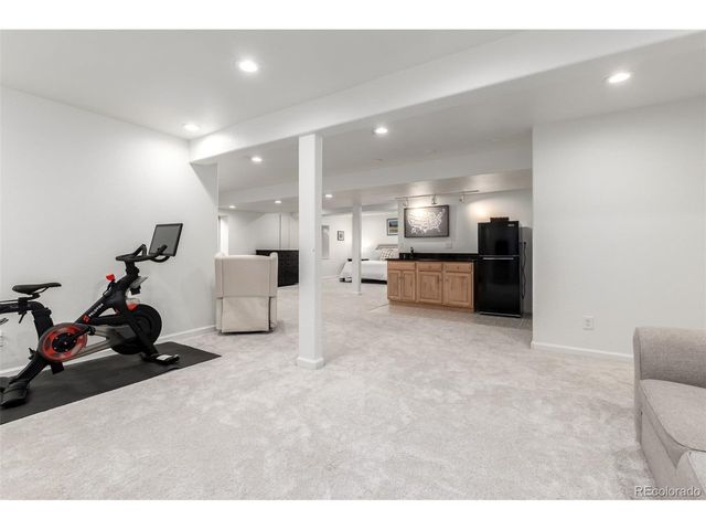 6254 S Boston Ct, Englewood, CO 80111