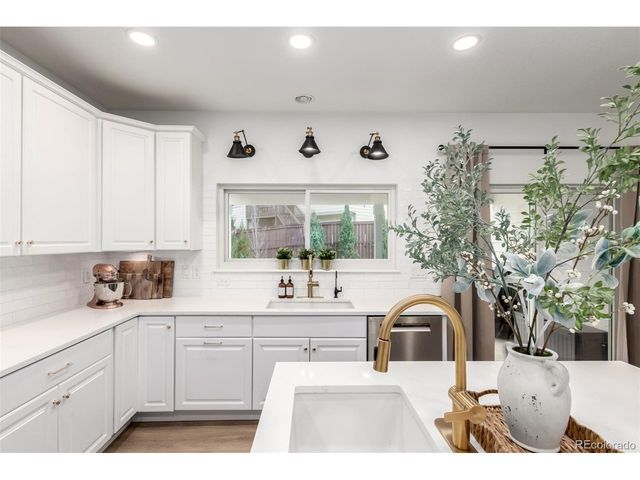 6254 S Boston Ct, Englewood, CO 80111