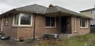 9208 17th Avenue SW, Seattle, WA 98106