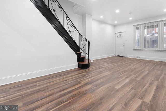 916 E SCHILLER ST, Philadelphia, PA 19134