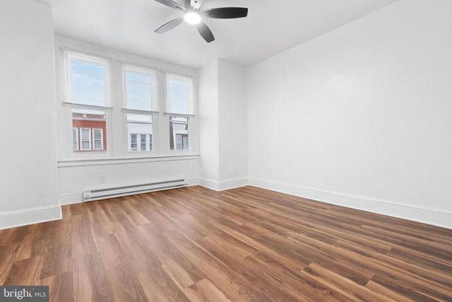 916 E SCHILLER ST, Philadelphia, PA 19134