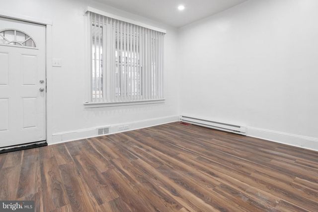 916 E SCHILLER ST, Philadelphia, PA 19134