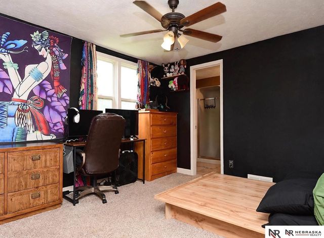 5931 Whitmore Street, Omaha, NE 68152
