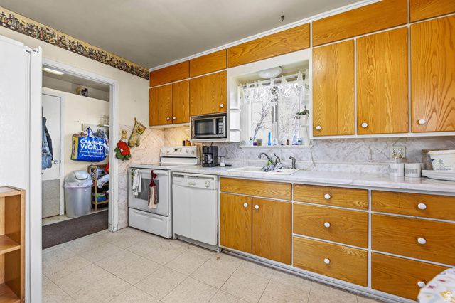 4548 S BOX ELDER ST, Murray, UT 84107