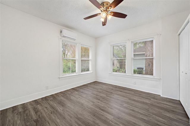 1109 Gargan Street, Houston, TX 77009