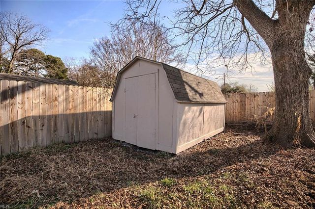 2810 Rosalee DR, Hampton, VA 23661