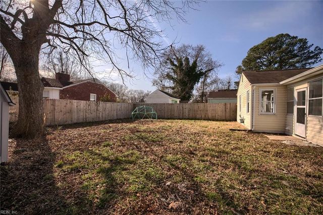 2810 Rosalee DR, Hampton, VA 23661