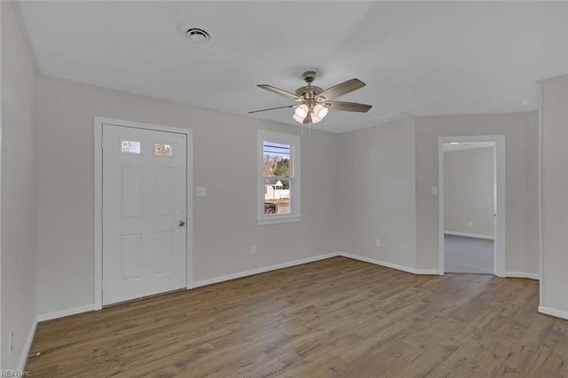 2810 Rosalee DR, Hampton, VA 23661