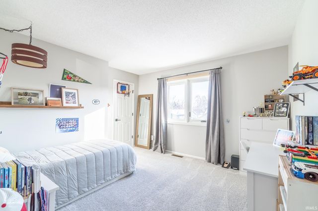 4027 Nantucket Drive, Fort Wayne, IN 46815