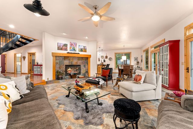 5375 Averill Drive, Grants Pass, OR 97526