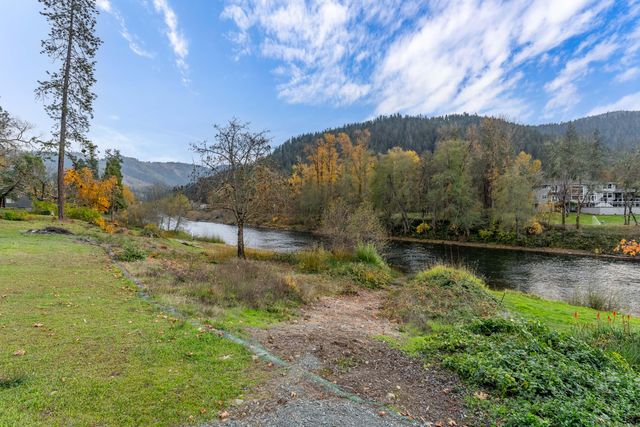 5375 Averill Drive, Grants Pass, OR 97526