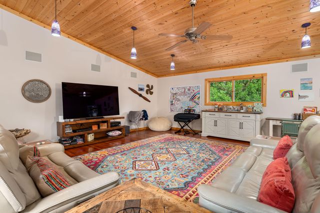 5375 Averill Drive, Grants Pass, OR 97526