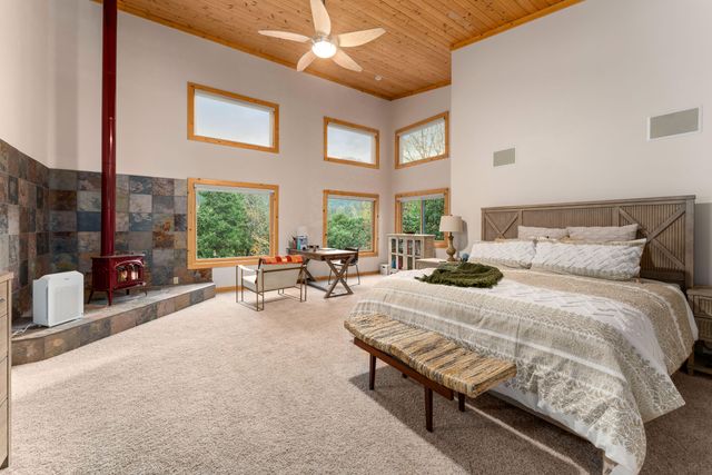 5375 Averill Drive, Grants Pass, OR 97526