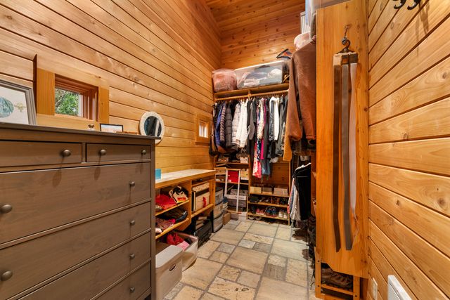 5375 Averill Drive, Grants Pass, OR 97526