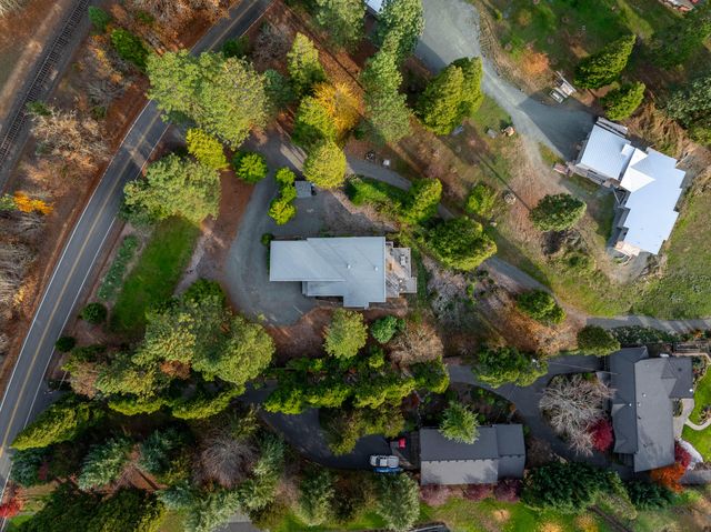 5375 Averill Drive, Grants Pass, OR 97526