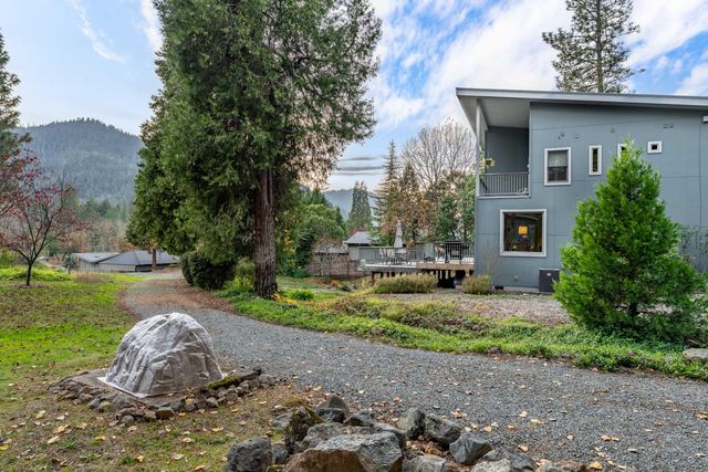 5375 Averill Drive, Grants Pass, OR 97526