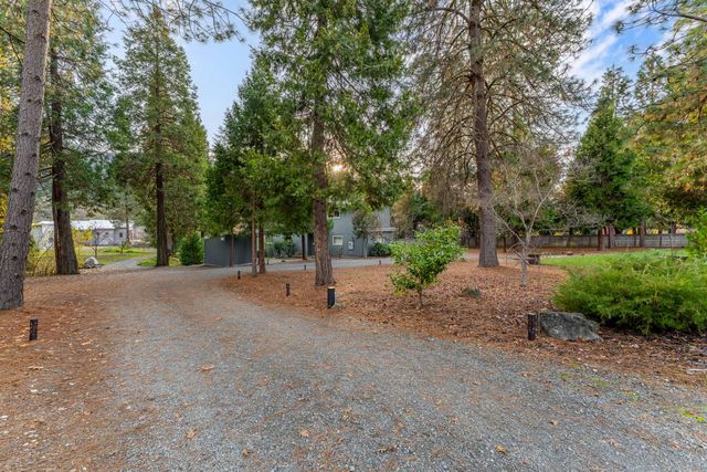 5375 Averill Drive, Grants Pass, OR 97526