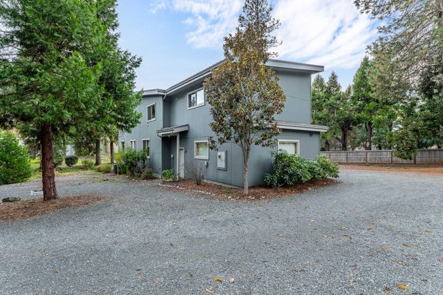 5375 Averill Drive, Grants Pass, OR 97526