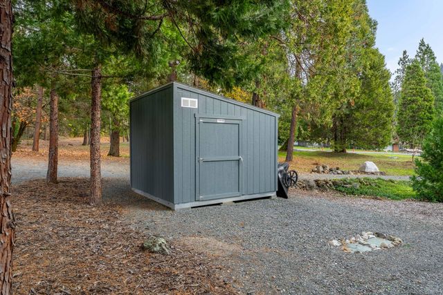 5375 Averill Drive, Grants Pass, OR 97526