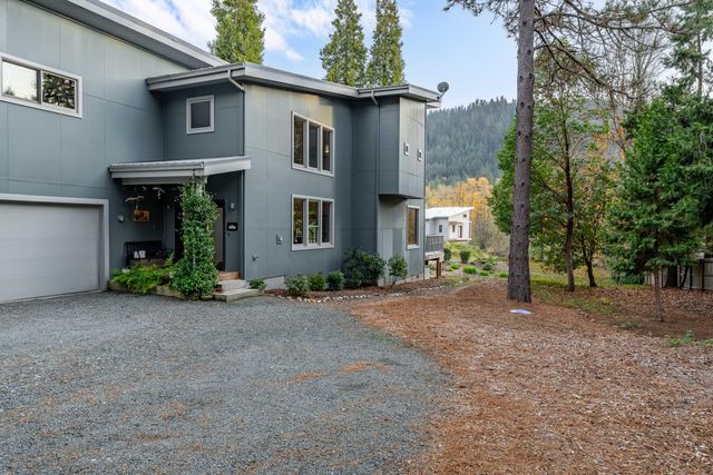 5375 Averill Drive, Grants Pass, OR 97526