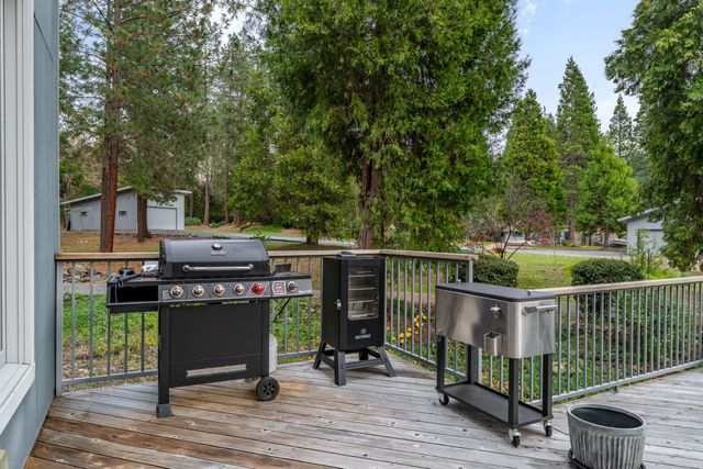 5375 Averill Drive, Grants Pass, OR 97526