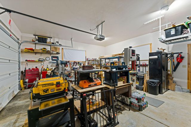 5375 Averill Drive, Grants Pass, OR 97526