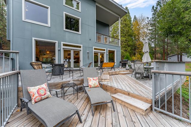 5375 Averill Drive, Grants Pass, OR 97526