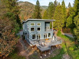 5375 Averill Drive, Grants Pass, OR 97526