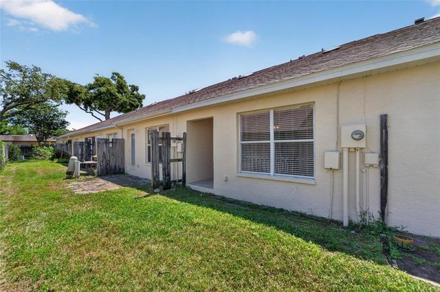 658 GREEN VALLEY ROAD B3, Palm Harbor, FL 34683