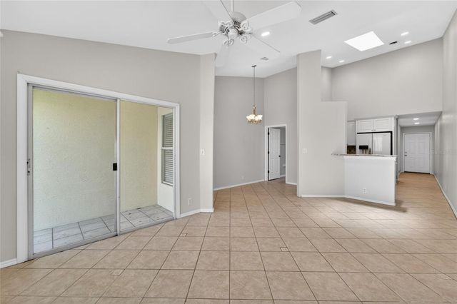 658 GREEN VALLEY ROAD B3, Palm Harbor, FL 34683